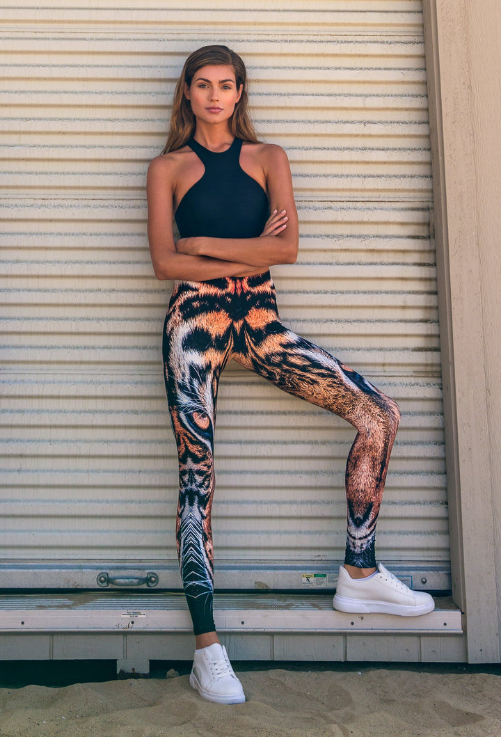 Side view of Denimaxx Tiger Safari Leggings – bold and squat-proof.