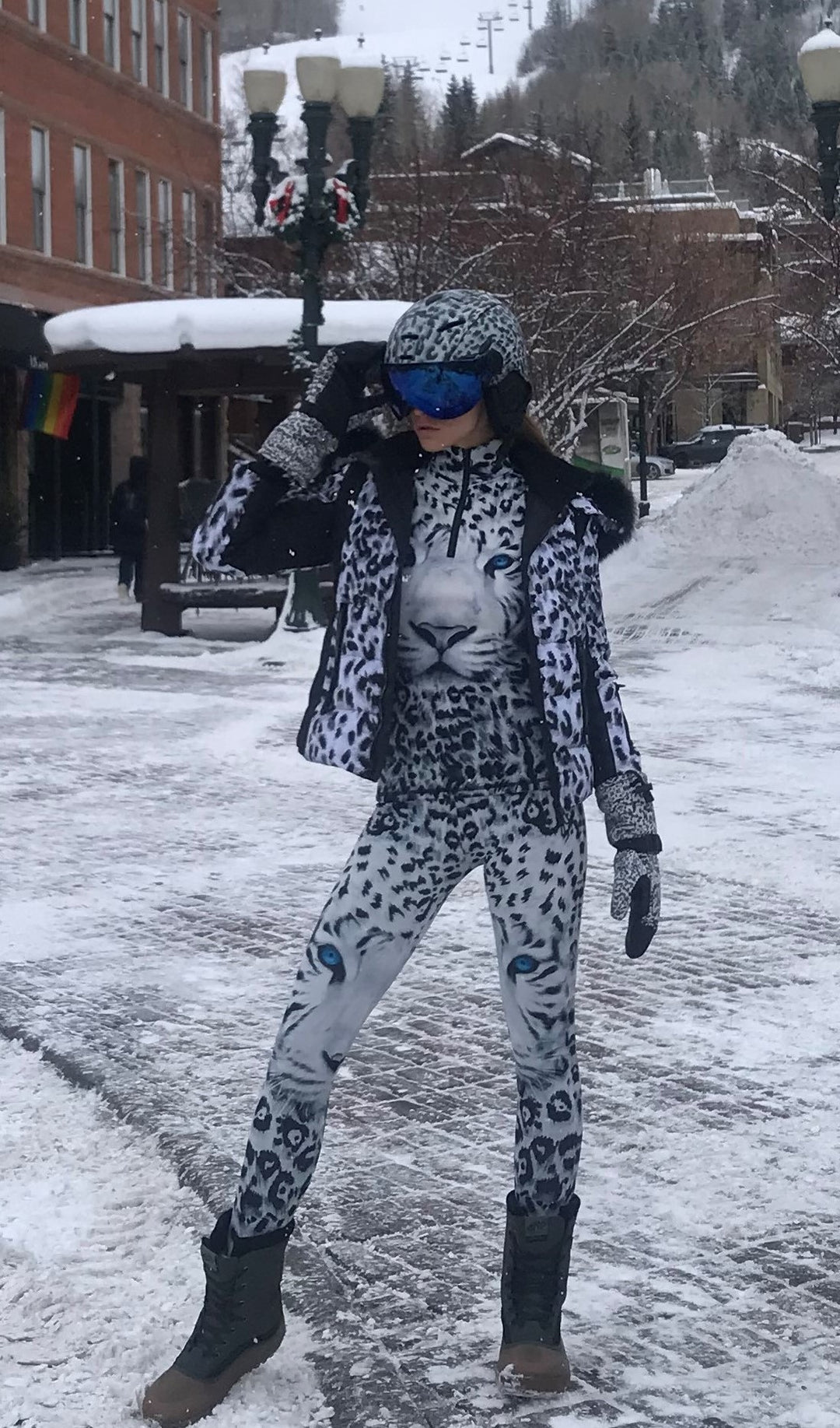 SKI