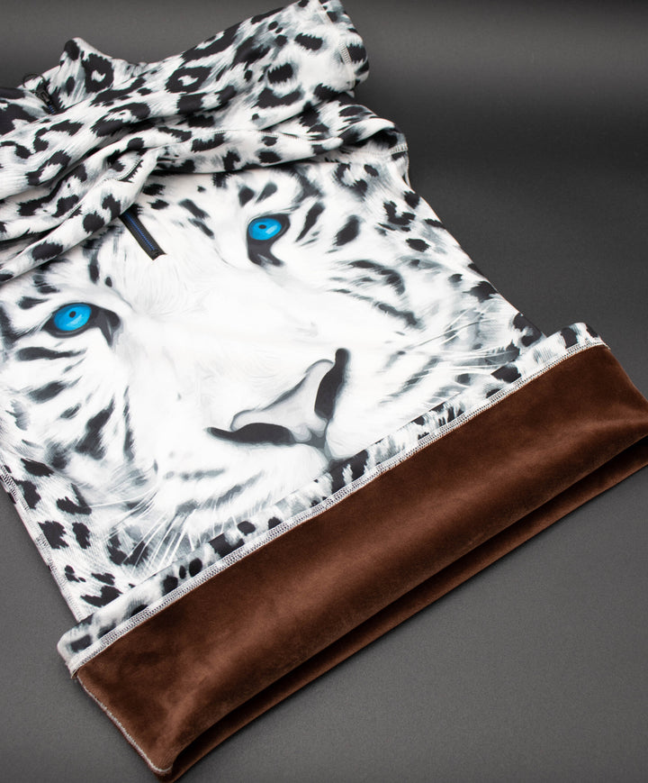 Close-up of Denimaxx Blue Eyed Tiger design featuring vivid blue eyes and detailed tiger print.



