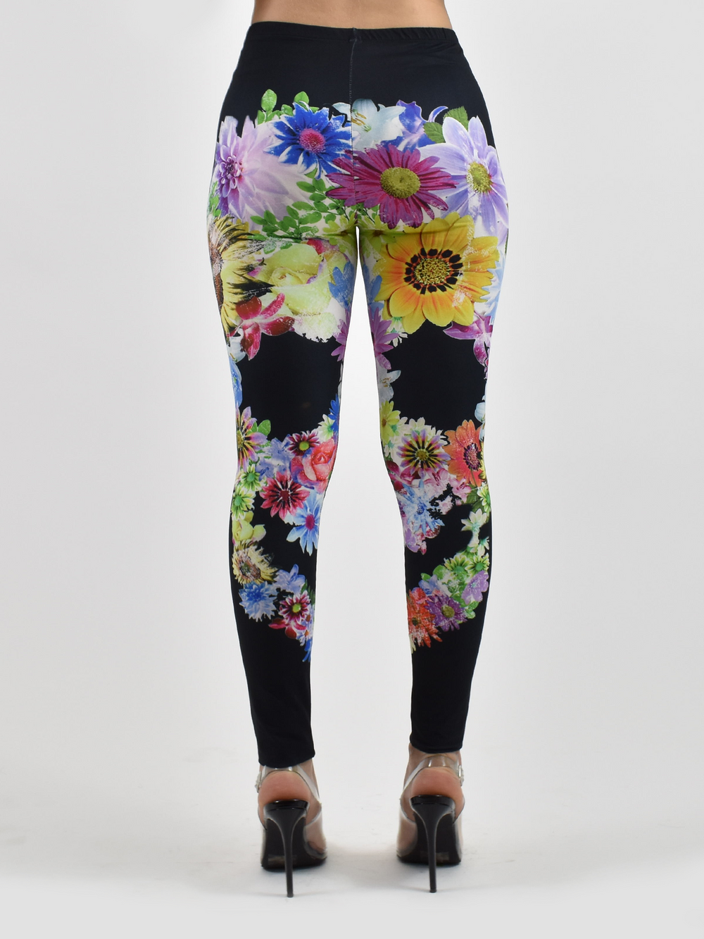 Women’s fitted Flower Skull leggings featuring detailed skull art and soft four-way stretch fabric.