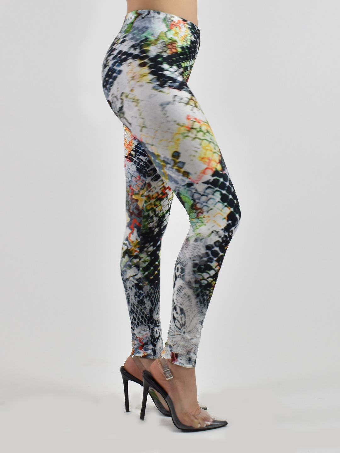 Women’s Denimaxx dragon scales print leggings with adjustable high-rise waistband and sculpting fit.